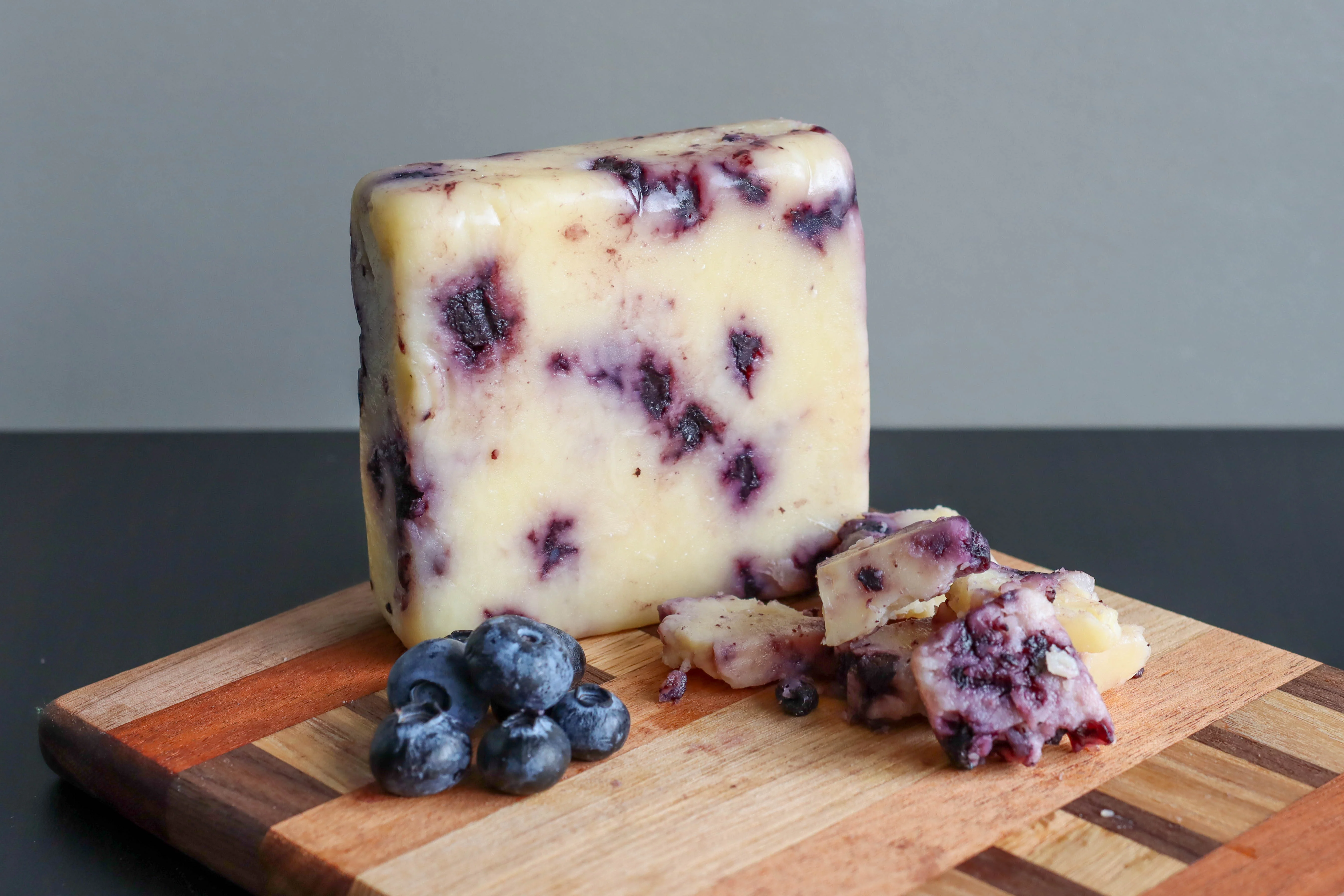 Blueberry Infused Cheddar - Image 4