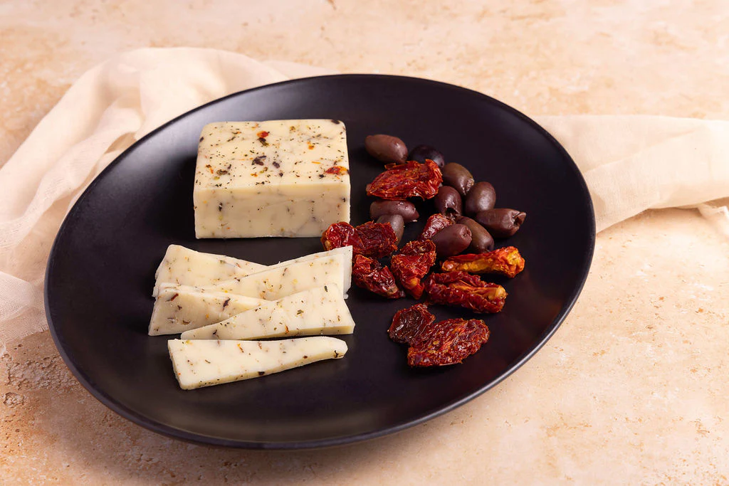 Mediterranean Cheddar - Image 2